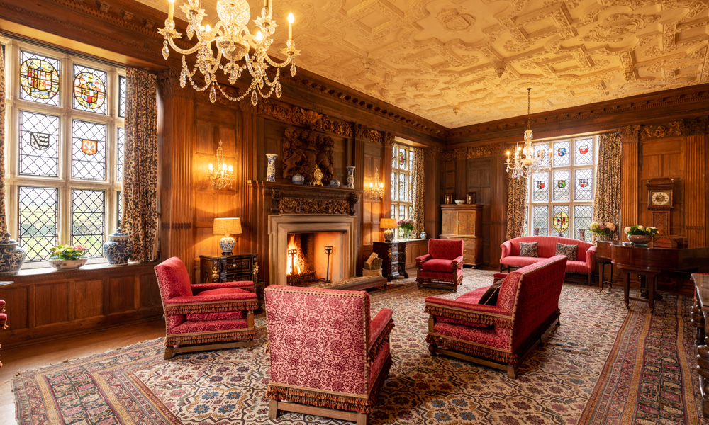 the drawing room at Knowlton Court